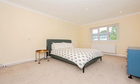 Southdowns Retirement Village, South Darenth - Photo 4