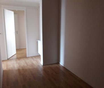 Location Appartement 3 pièces 70 m² La Châtre - Photo 3