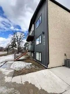 912 Jubilee Avenue — 2-912 Jubilee Avenue - Photo 2