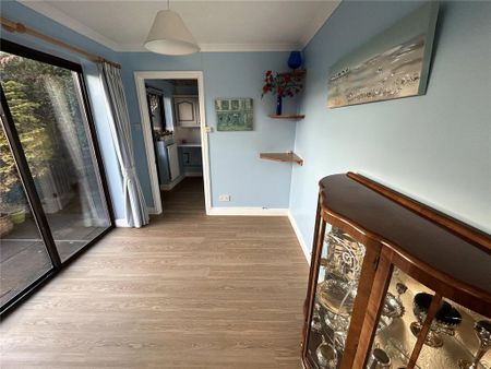 4 bedroom detached house to rent - Photo 4