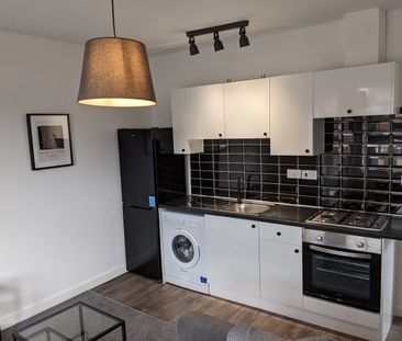1 Bed Flat, Richmond Road, SO15 - Photo 3