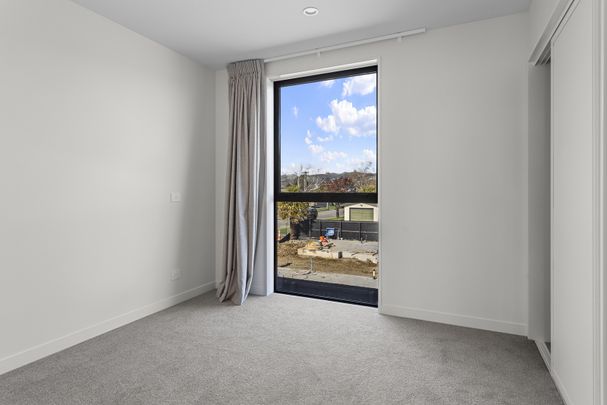 Stunning near new two bedroom townhouse - Spreydon - Photo 1