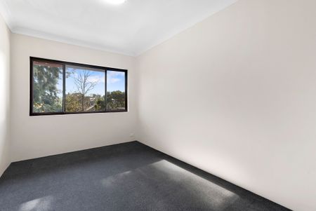 39/215 Bridge Road, Glebe NSW 2037 - Apartment For Rent | Domain - Photo 3