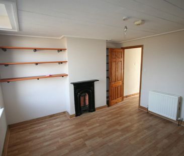 2 bedroom House To Let Total Size: 829 SQ FT - Photo 4