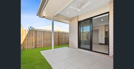 Affordable and Brand New 3 Bedroom Duplex - 19 Homes in the same layout available! - Photo 4