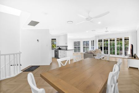 1/7 Sandown Avenue, Bundall QLD 4217 - Townhouse For Rent | Domain - Photo 2