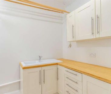 Padgate Lane, Padgate, WA1 - Photo 2