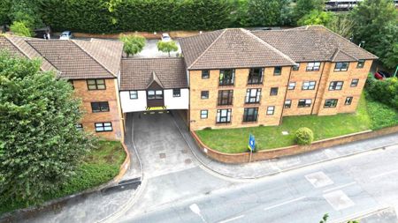 2 bedroom apartment to rent - Photo 4