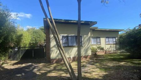 Spacious 3 Bedroom House !!! - Photo 4
