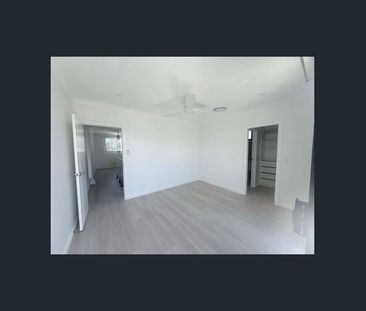 5 Bedrooms Brand New House for Rent in Airds - Photo 5