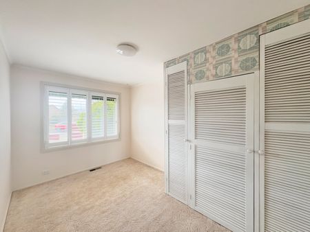 Charming Home with Modern Touches - Photo 4