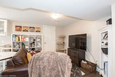 For Lease - 17 Ridgeview Avenue Unit# Lower, St. Catharines, Ontario - Photo 3
