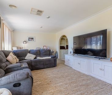 Spacious Family Home - Photo 1