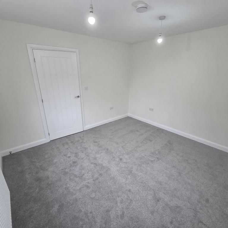 3 bedroom property to rent - Photo 1