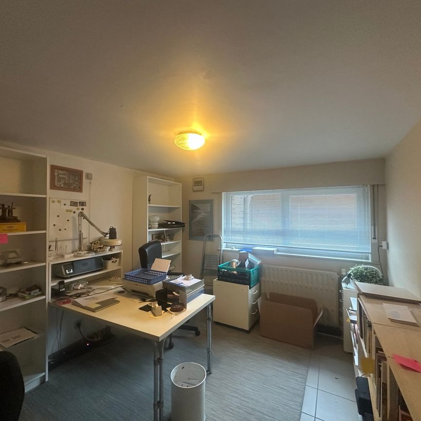 Te Huur 2 slaapkamers Oostende Westlaan 83 - Foto 1
