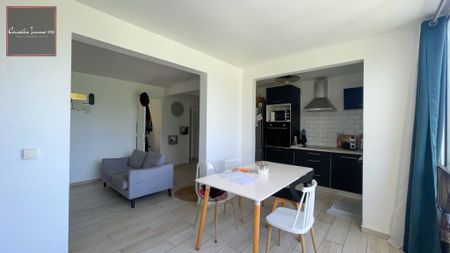 Location Appartement 1 pièce 10m² FORT DE FRANCE 97200 - Photo 3
