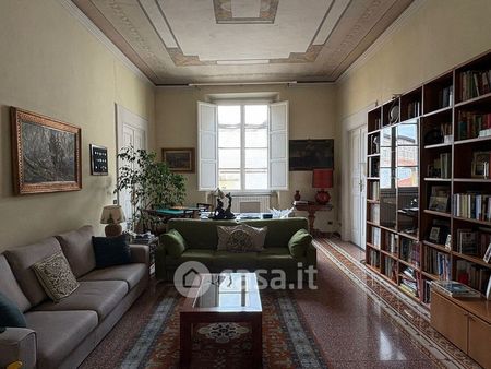Appartamento in Affitto in Via della Cavallerizza a Lucca - Foto 3