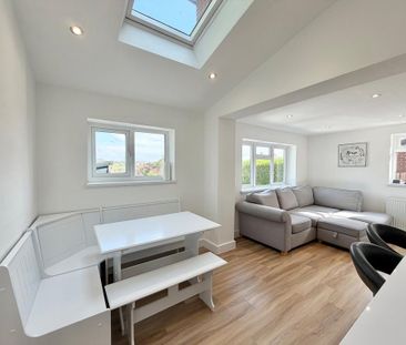 3 bedroom semi-detached house to rent - Photo 5