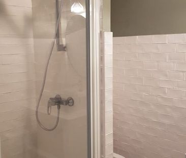 Location Appartement 1 pièce Meublé 30m² STE FOY LES LYON 69110 - Photo 3