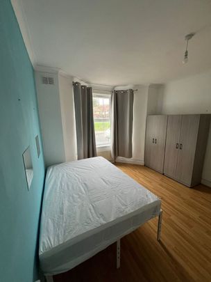 Room in a Shared House, Leggatt Road, E15 - Photo 1