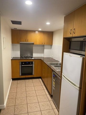 401B/9-15 Central Avenue, Manly, NSW 2095 - Photo 2