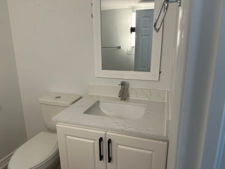 For Lease - 227 Dalgleish Gardens, Milton, Ontario - Photo 4