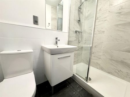 Quay Central, Jesse Hartley Way, Merseyside, L3 - Photo 3