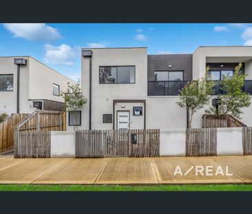 36 Gordon’S Road, South Morang, Vic 3752 - Photo 1