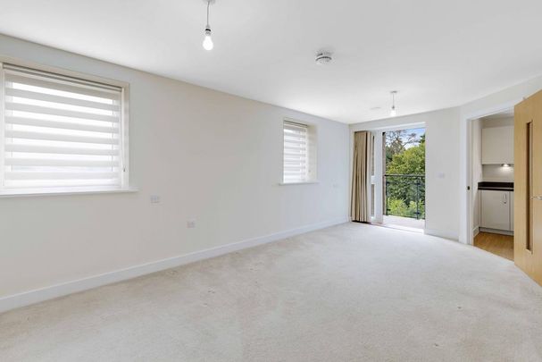 2 bedroom retirement property to rent - Photo 1