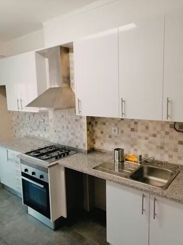 Praceta Gomercindo Carvalho, Almada, Setúbal Municipality 2805-155 - Photo 4