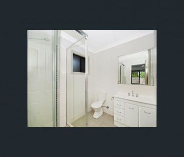 10 Chloe Ct, Mount Louisa - Photo 6