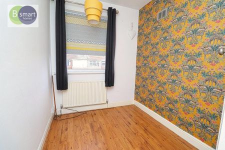 3 bedroom semi-detached house to rent - Photo 4