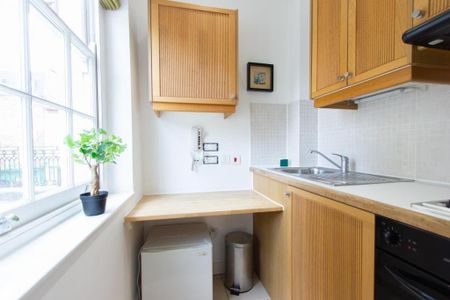 Studio to rent - Photo 5