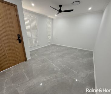 Luxury Family Living with Premium Finishes & Entertainer's Appeal - Photo 2