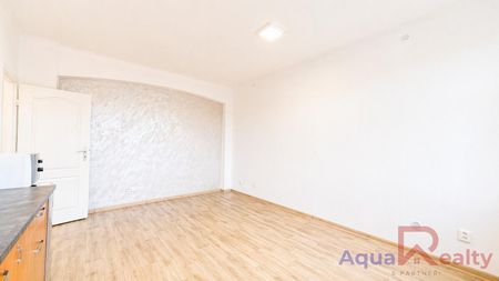 Pronájem bytu 1+kk 26 m² - Фото 2