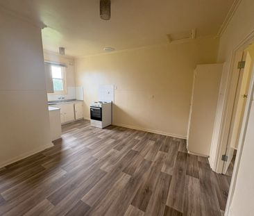 3 Bedroom semi - Photo 6