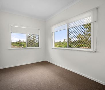 Charming Cottage - Photo 3