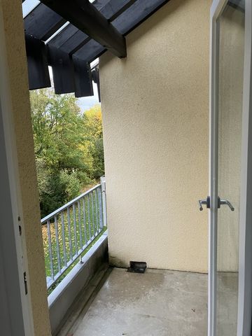 Großes Wohnzimmer und sonnige Loggia – Ihr perfektes Zuhause in Fallersleben - Photo 4