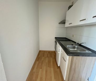 Wohlfühlwohnung mit Balkon und Einbauküche zum Verlieben - Foto 1
