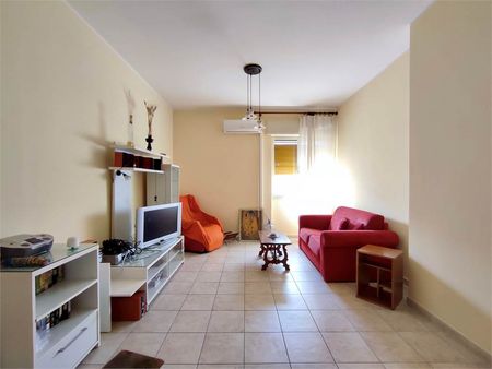 Appartamento in affitto - Photo 2