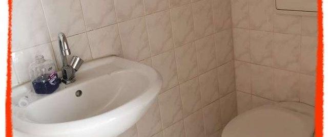 3-Zimmer-Altbauwohnung mit EINBAUKÜCHE mitten in der Zwickauer CITY - Photo 1