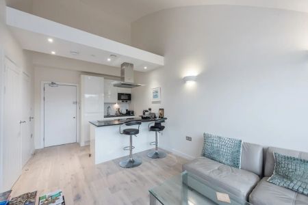 1 bedroom apartment to rent - Photo 3