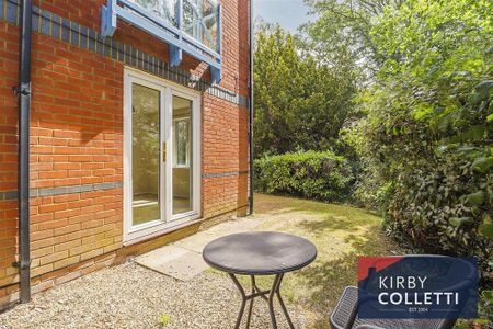 2 bedroom apartment to rent - Photo 4