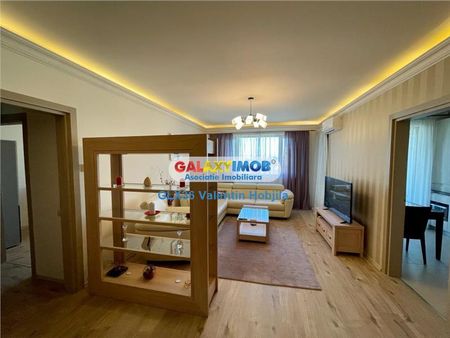 Inchiriere apartament 3 camere mobilat Baneasa Greenfield Salcamilor - Photo 2