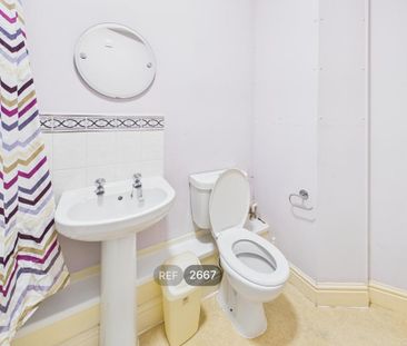 1 bedroom flat to rent - Photo 2