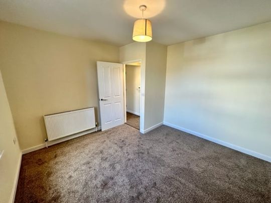 York Road - Photo 1