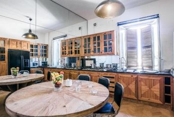 Prati: Spacious, tastefully furnished 1 bedroom, living, study, kitchen and bath. Located in beautiful building on high floor. Bright, silent, near services, metro and center. #1709