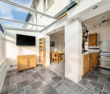 3 bedroom end of terrace house to rent - Photo 5