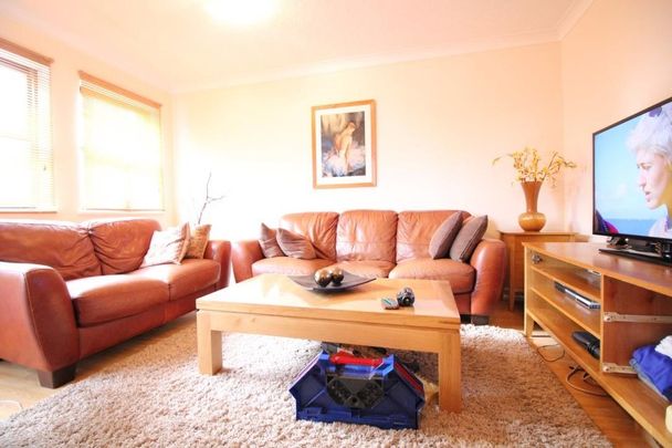 Springwell Road, Hounslow - Photo 1