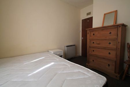 Pitfour Street, Dundee - Photo 2